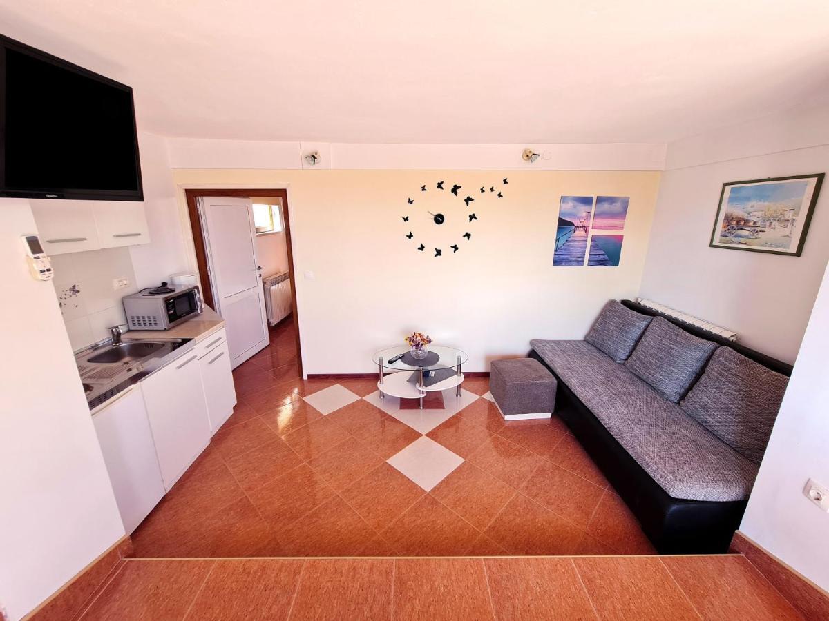 Guesthouse Casa Barbaro Rovinjsko Selo Buitenkant foto